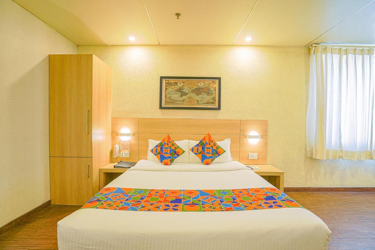 דהראדון Fabhotel Prime The Solitaire Express מראה חיצוני תמונה